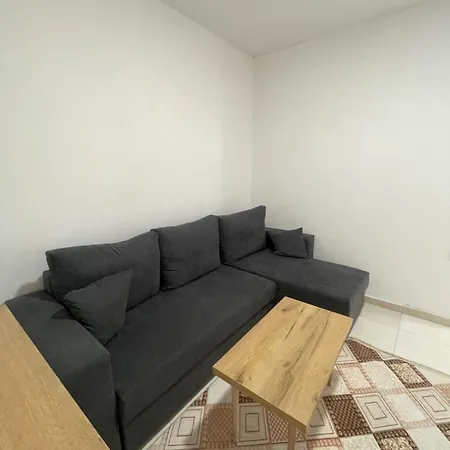 Dario * Tirana
